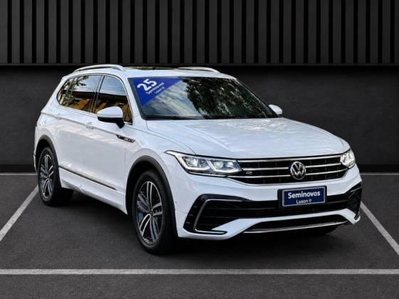 VOLKSWAGEN TIGUAN 2.0 300 TSI GASOLINA ALLSPACE R-LINE AUTOMÁTICO VOLKSWAGEN TIGUAN 2.0 300 TSI GASOLINA ALLSPACE R-LINE AUTOMÁTICO